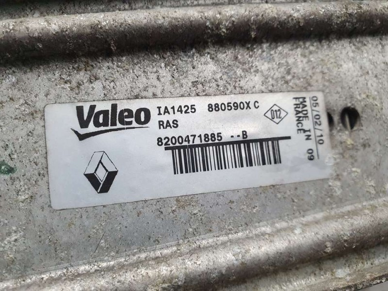 Recambio de intercooler para renault clio iii expression referencia OEM IAM 8200471885B 880590XC VALEO
