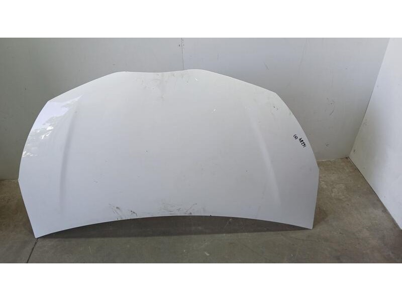 Recambio de capot para toyota yaris active referencia OEM IAM 533010D130 TOCADO 