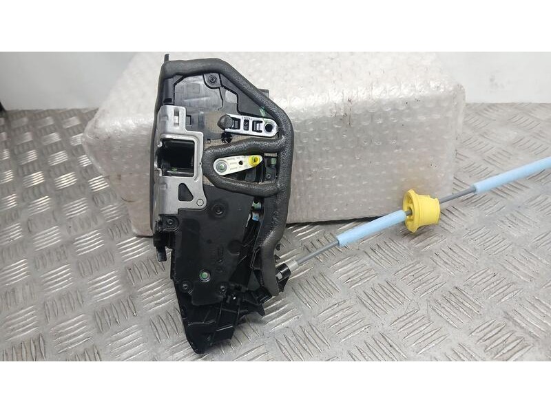 Recambio de cerradura puerta delantera izquierda para bmw serie 1 lim. (f40) 118i m sport referencia OEM IAM 7956435 ELECTRICO A