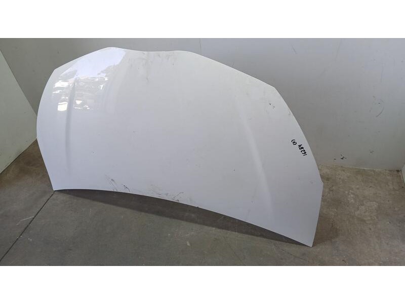 Recambio de capot para toyota yaris active referencia OEM IAM 533010D130 TOCADO 