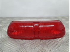 Recambio de piloto trasero central para piaggio (vespa) typhoon (tph) 50 50 referencia OEM IAM 338114  