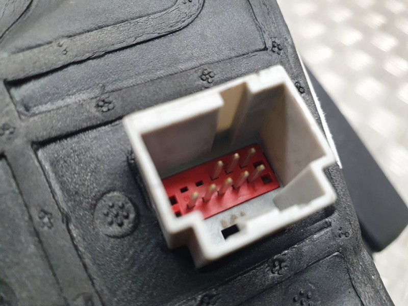 Recambio de retrovisor derecho para ford kuga titanium referencia OEM IAM 17682JE  ELECTRICO 8 PINES