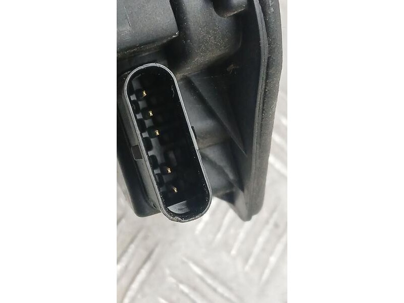 Recambio de cerradura puerta delantera izquierda para bmw serie 1 lim. (f40) 118i m sport referencia OEM IAM 7956435 ELECTRICO A