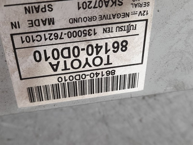 Recambio de sistema navegacion gps para toyota yaris active referencia OEM IAM 861400D010  