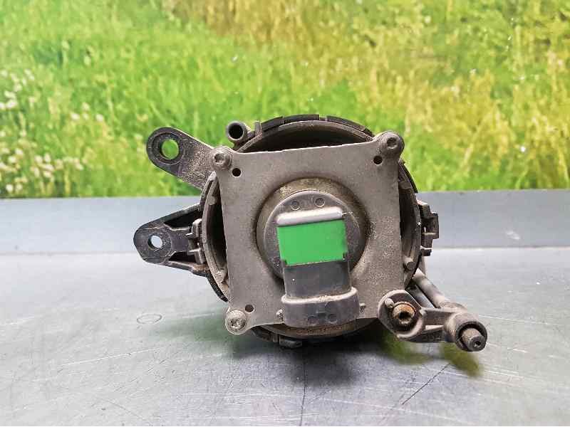 Recambio de faro antiniebla izquierdo para audi a4 berlina (8e) 1.9 tdi (96kw) referencia OEM IAM 8E0941699B 0305063003 TOCADO V