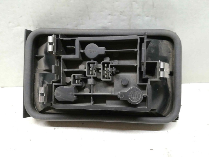 Recambio de piloto trasero derecho para citroën xantia berlina 1.8i sx / 1.8 sx referencia OEM IAM   INTERIOR