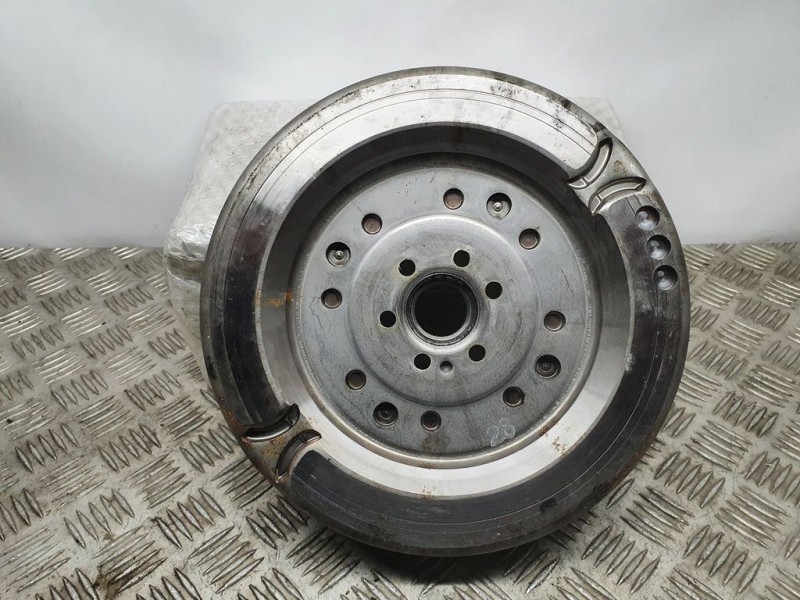 Recambio de volante bimasa para volkswagen t-roc 1.0 tsi referencia OEM IAM 05C105266  