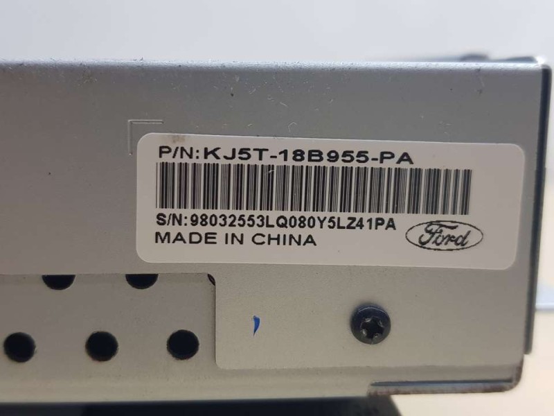 Recambio de sistema navegacion gps para ford kuga titanium referencia OEM IAM KJ5T18B955PA  