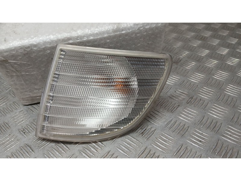 Recambio de piloto delantero izquierdo para mercedes-benz vito autobús (w638) 112 cdi 2.2 (638.194) referencia OEM IAM A63882008