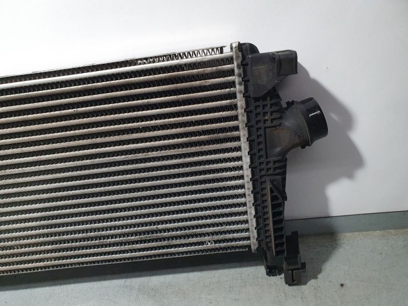 Recambio de intercooler para chevrolet cruze lt referencia OEM IAM 52437644  GM