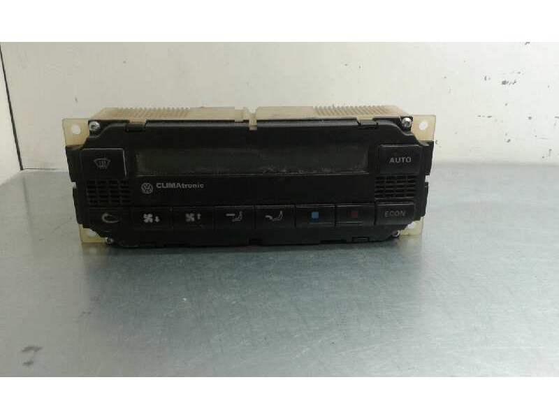 Recambio de mando climatizador para volkswagen passat berlina (3b2) referencia OEM IAM 5HB00761710 3B1907044B HELLA