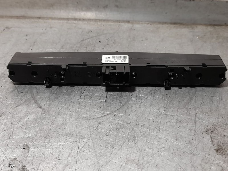 Recambio de warning para opel zafira b cosmo referencia OEM IAM 13100105  03758075XF