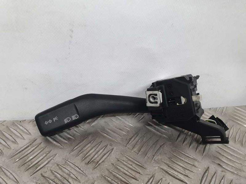 Recambio de mando intermitentes para volkswagen golf v berlina (1k1) trendline referencia OEM IAM 1K0953513  