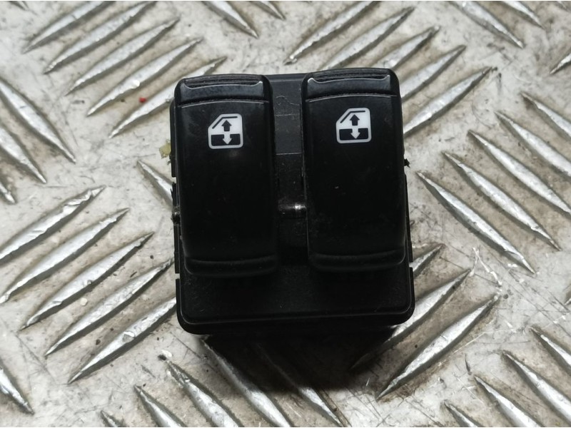Recambio de mando elevalunas delantero izquierdo para chevrolet aveo ls referencia OEM IAM 202005062  