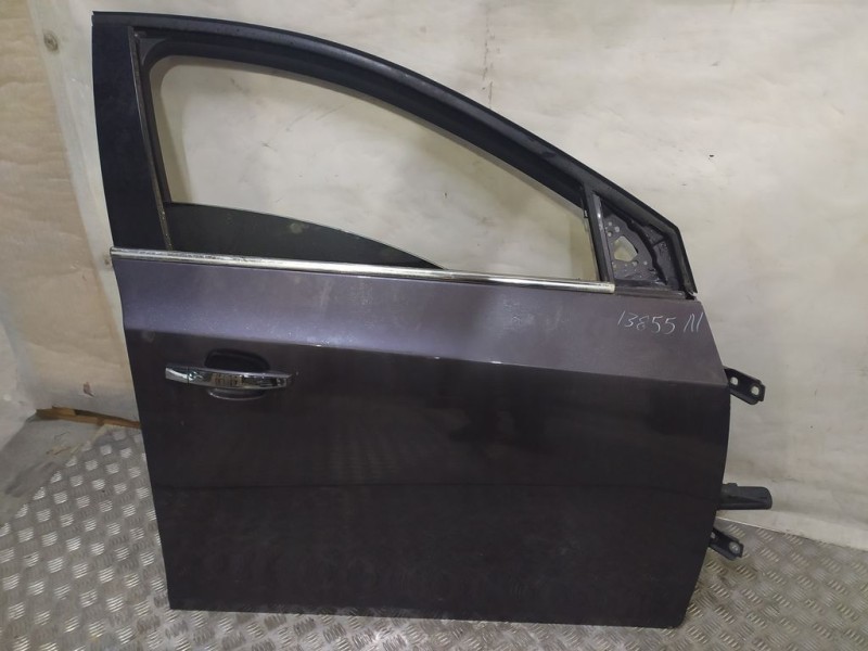 Recambio de puerta delantera derecha para chevrolet cruze lt referencia OEM IAM 95987758  