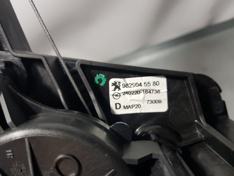 Recambio de elevalunas trasero derecho para peugeot 208 (p2) allure referencia OEM IAM 9829045580  ELECTRICO 6 PINS