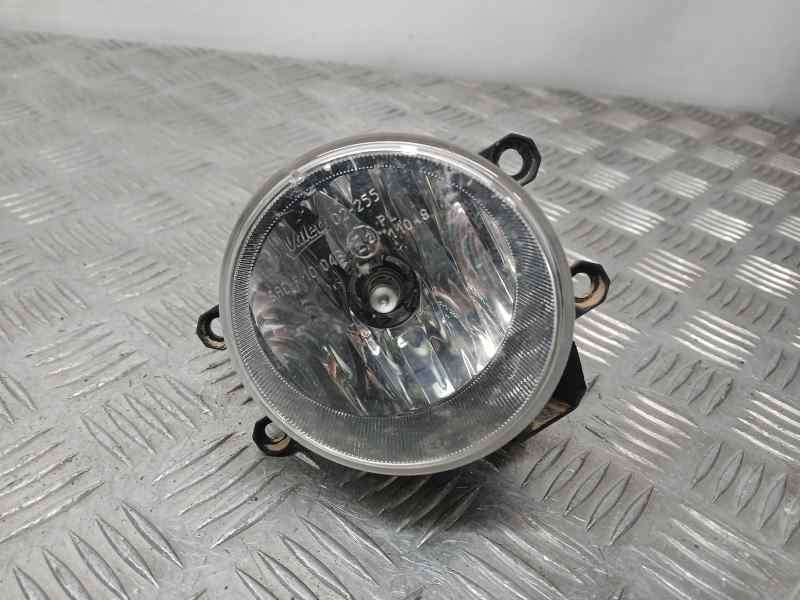 Recambio de faro antiniebla derecho para toyota yaris active referencia OEM IAM 8121002110 90008490 VALEO