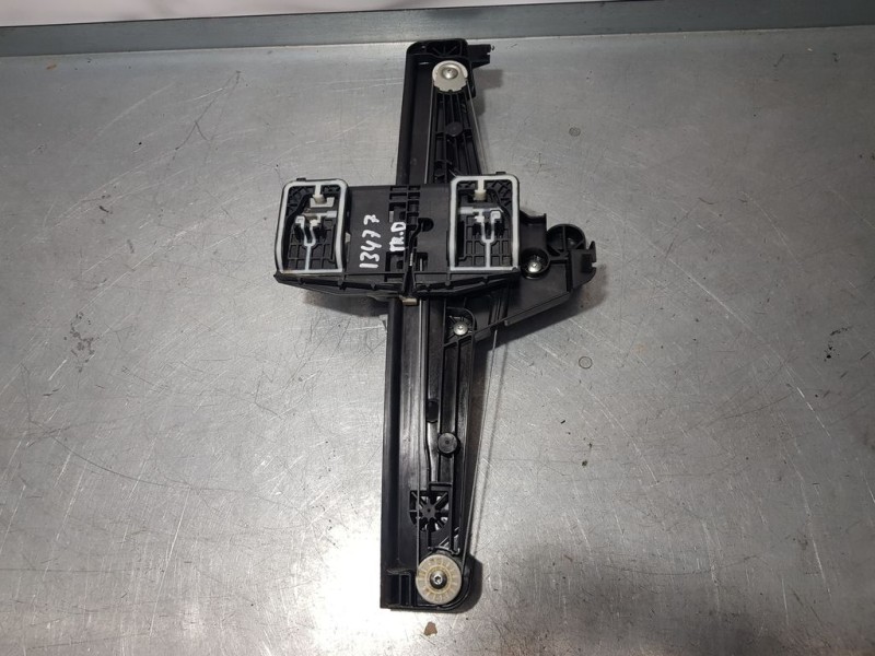 Recambio de elevalunas trasero derecho para peugeot 208 (p2) allure referencia OEM IAM 9829045580  ELECTRICO 6 PINS