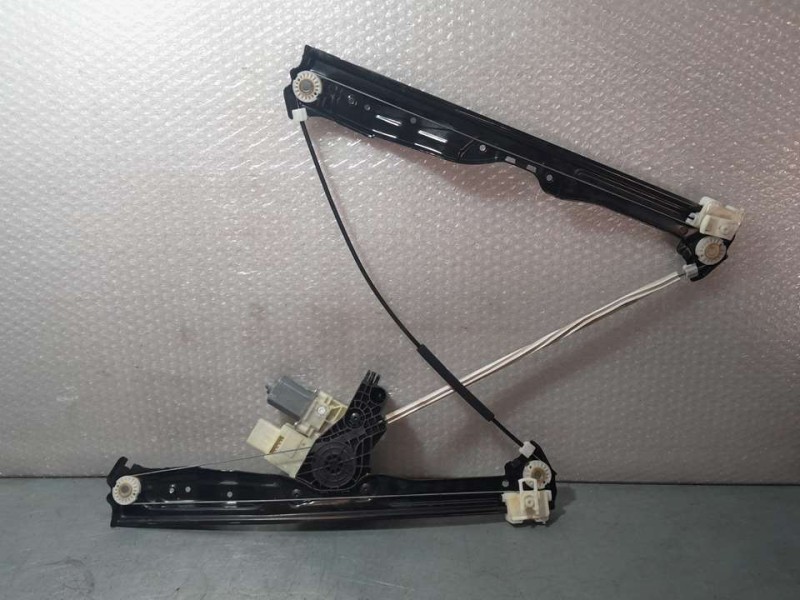 Recambio de elevalunas delantero derecho para peugeot 308 style referencia OEM IAM 9826079480  ELECTRICO 6 PINES