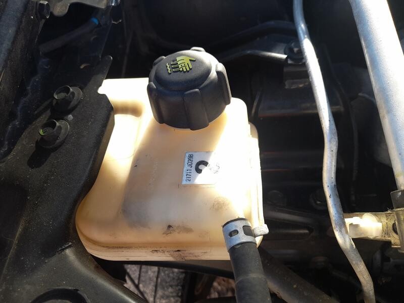 Recambio de deposito expansion para nissan qashqai i (j10, nj10) 2.0 a las 4 ruedas referencia OEM IAM 21721JD00B  