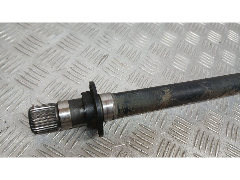 Recambio de transmision delantera derecha para mercedes-benz vito autobús (w638) 112 cdi 2.2 (638.194) referencia OEM IAM A63833