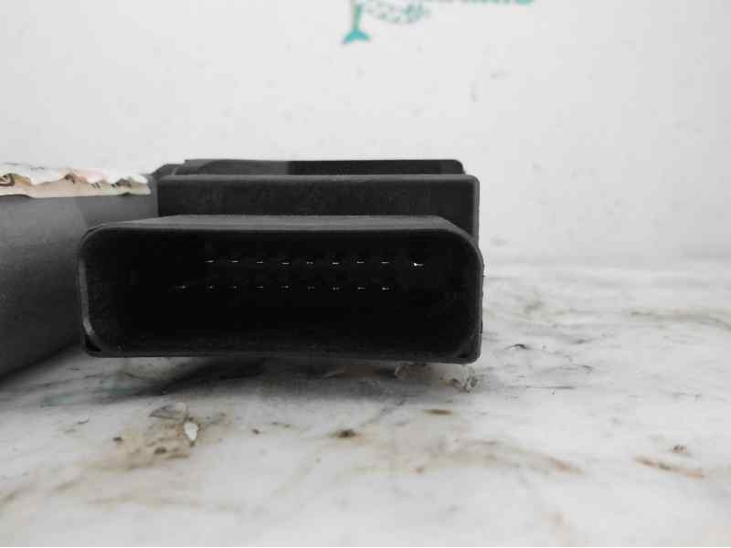 Recambio de motor elevalunas trasero izquierdo para volkswagen golf iv berlina (1j1) básico referencia OEM IAM 1J4959811C3  SIEM