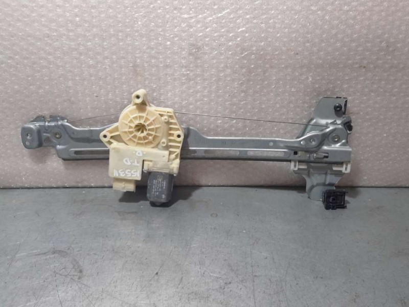 Recambio de elevalunas trasero derecho para peugeot 308 style referencia OEM IAM 9826080380  ELECTRICO 6 PINES