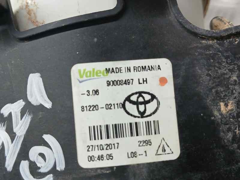 Recambio de faro antiniebla izquierdo para toyota yaris active referencia OEM IAM 8122002110 9008497 VALEO
