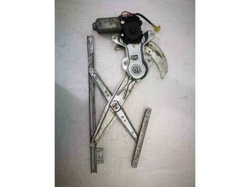 Recambio de elevalunas delantero derecho para mg 200 referencia OEM IAM   DOS PINS