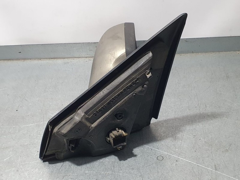 Recambio de retrovisor derecho para renault megane ii berlina 3p authentique referencia OEM IAM   ELECTRICO 7 PINS PINTADO A ESP