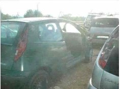 FIAT PUNTO BERLINA (188)