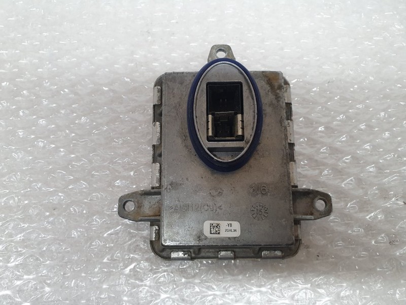 Recambio de centralita faros xenon para bmw serie 4 coupe (f32) 418d referencia OEM IAM 7296090 130732931700 