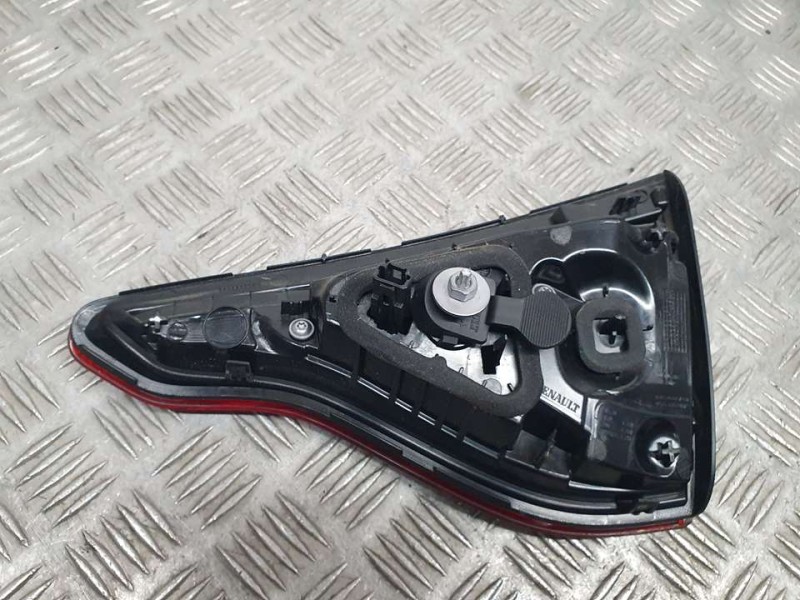 Recambio de piloto trasero izquierdo para renault clio v zen referencia OEM IAM 265551147R 17829F INTERIOR