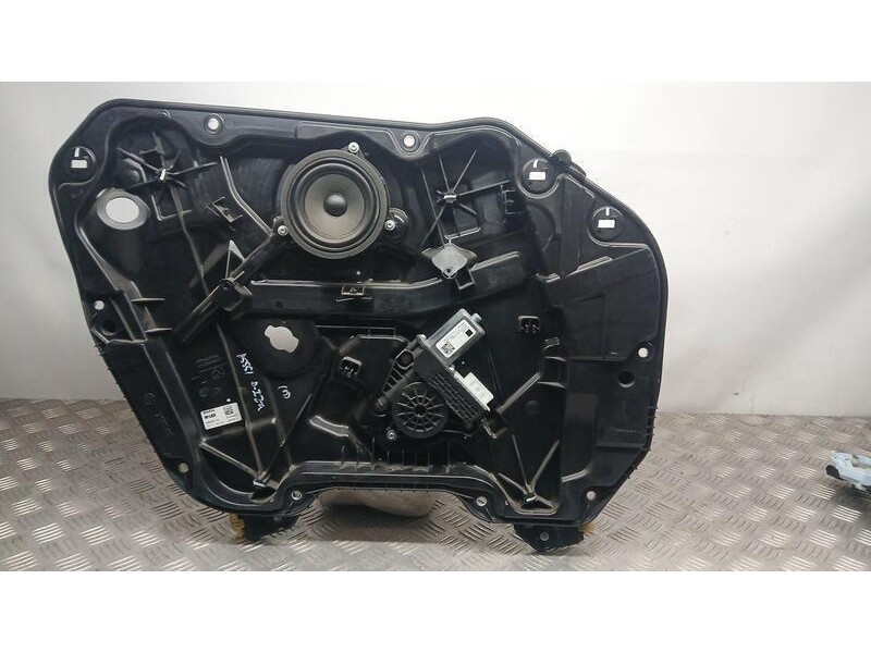 Recambio de elevalunas delantero izquierdo para bmw serie 1 lim. (f40) 118i m sport referencia OEM IAM 5A02FB102 ELECTRICO 6 PIN