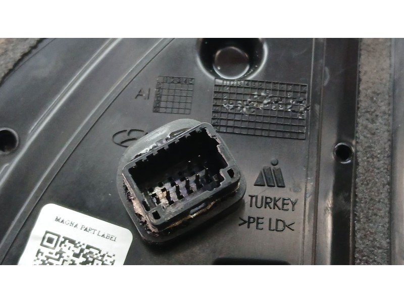 Recambio de retrovisor derecho para hyundai bayon (bc3) 1.2 mpi referencia OEM IAM 87627Q0070 ELECTRICO ROZADO 8 PINS 3018204700