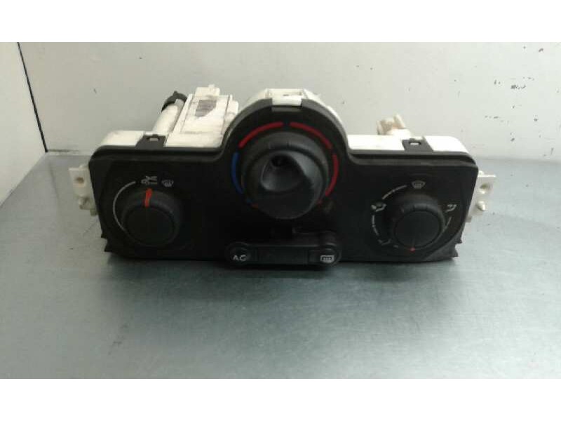 Recambio de mando calefaccion / aire acondicionado para renault scenic ii 1.9 dci diesel referencia OEM IAM   SIN REFERENCIA