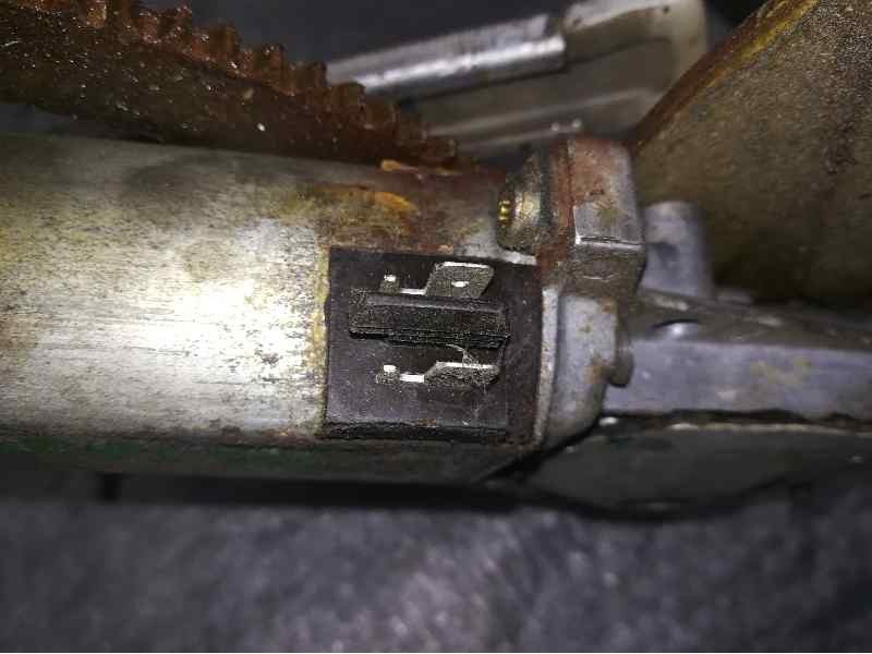 Recambio de elevalunas delantero derecho para bmw serie 5 berlina (e34) referencia OEM IAM 0130821033 2 PINS ELECTRICO 