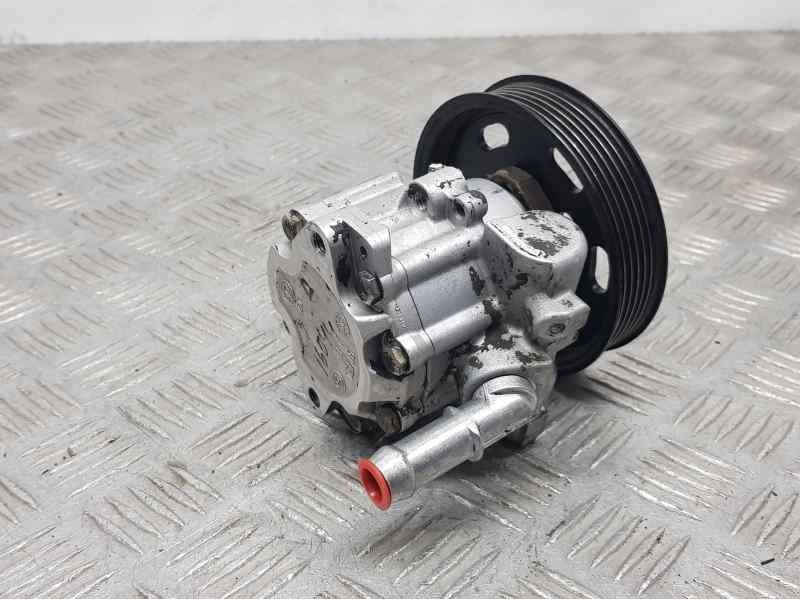 Recambio de bomba direccion para seat ibiza (6k1) stella referencia OEM IAM 6N0145157  