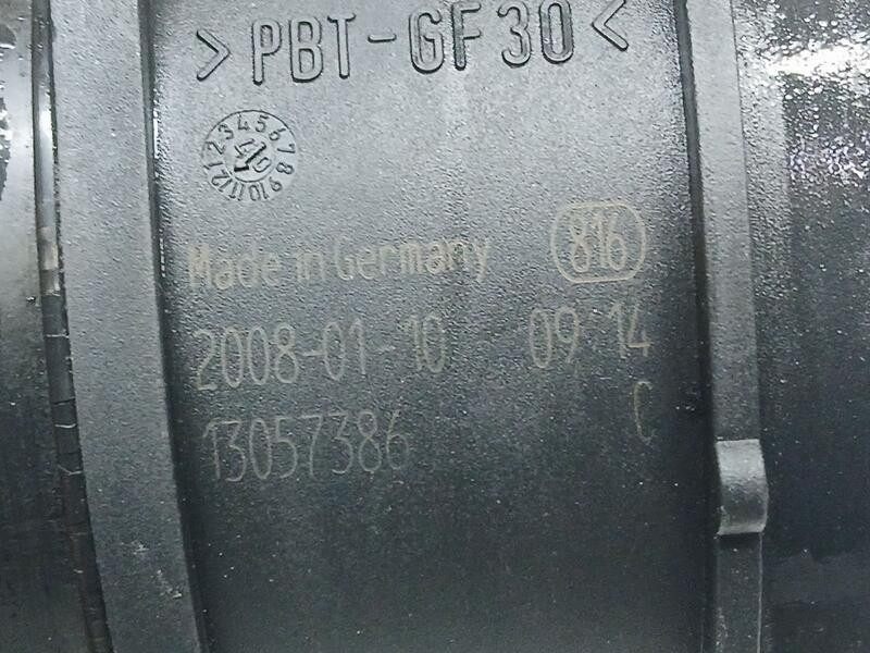 Recambio de caudalimetro para jeep gr. cherokee (wh) laredo referencia OEM IAM 13057386 BOSCH F00C2G7006