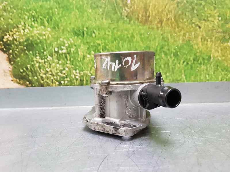 Recambio de depresor freno / bomba vacio para dacia sandero básico referencia OEM IAM 8201005306B  PIERBURG