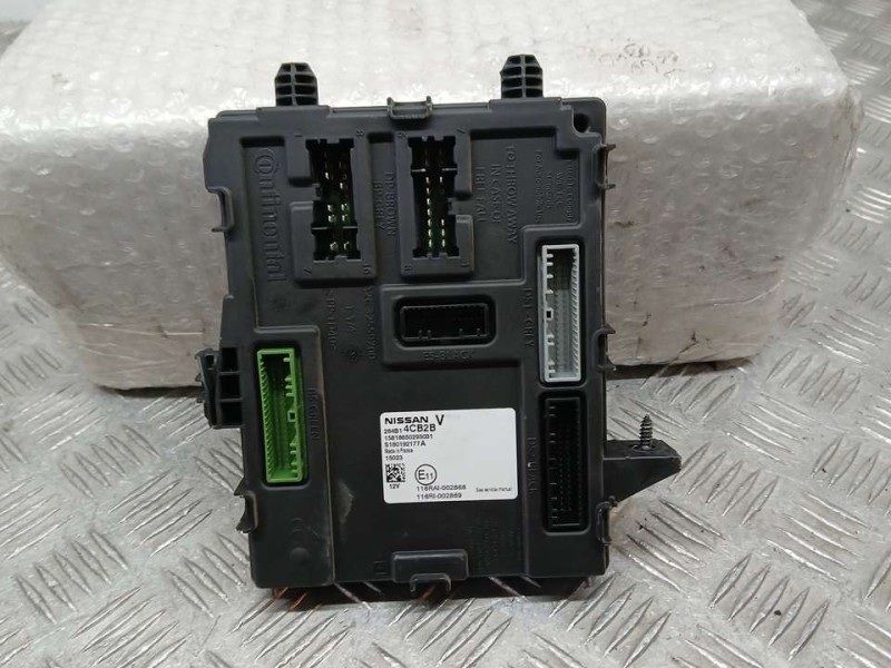 Recambio de caja reles / fusibles para nissan qashqai (j11) acenta referencia OEM IAM 284B14CB2B S180192177A 