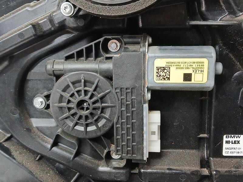 Recambio de elevalunas trasero izquierdo para bmw serie 1 lim. (f40) 118i m sport referencia OEM IAM 5A02FA701 ELECTRICO 6 PINS 