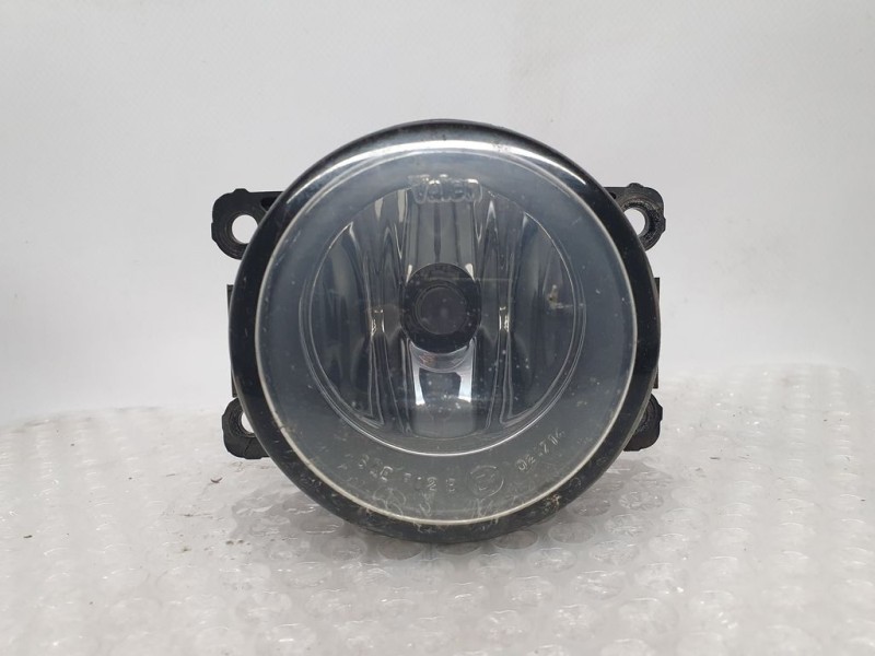 Recambio de faro antiniebla derecho para citroën xsara picasso 2.0 hdi sx referencia OEM IAM 9650001680 89204711 VALEO