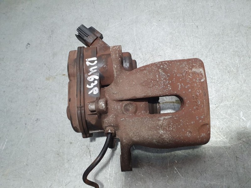 Recambio de pinza freno trasera izquierda para renault scenic iii dynamique referencia OEM IAM 440110675R  TRW ELECTRICA