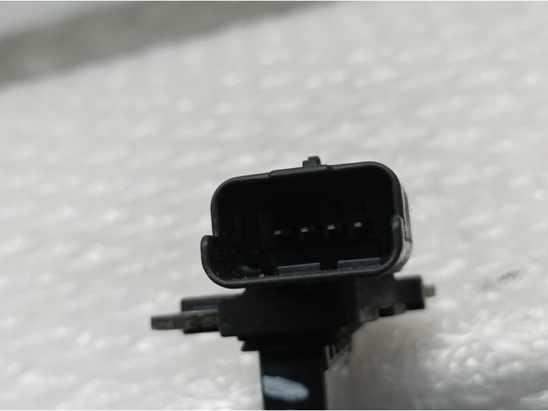 Recambio de caudalimetro para peugeot 5008 active referencia OEM IAM 9677093080 AFH50M27 HITACHI