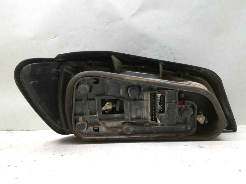 Recambio de piloto trasero derecho para peugeot 306 berlina 3/4/5 puertas (s2) boulebard referencia OEM IAM   