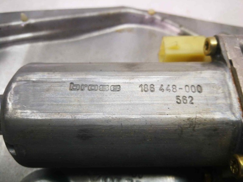 Recambio de elevalunas delantero derecho para volvo serie 850 referencia OEM IAM 184448  