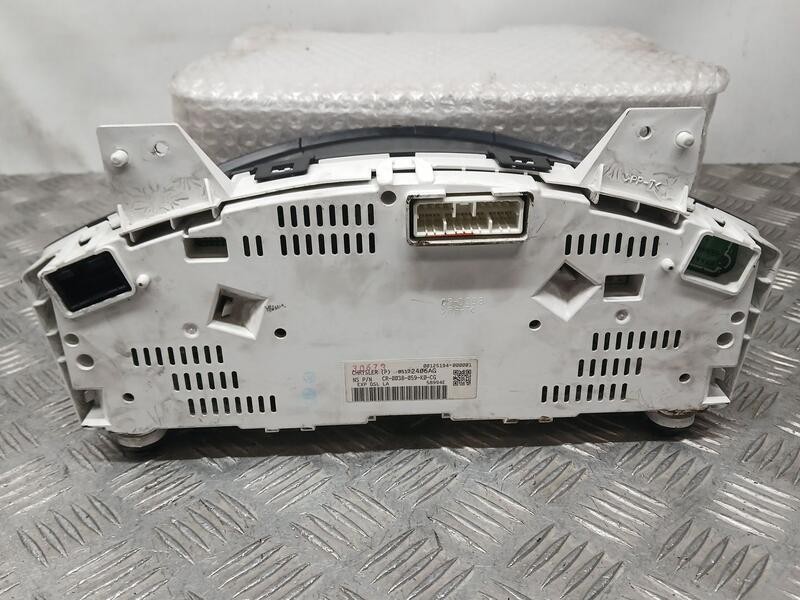 Recambio de cuadro instrumentos para jeep gr. cherokee (wh) laredo referencia OEM IAM 05172406AG  CR0038059K0CG