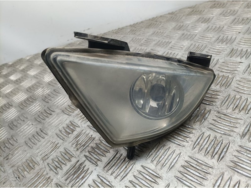 Recambio de faro antiniebla derecho para ford fiesta (cbk) trend referencia OEM IAM 2S6115201A 89202171 VALEO