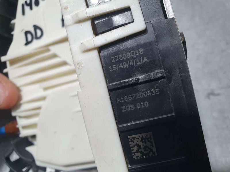 Recambio de cerradura puerta delantera derecha para mercedes-benz clase gla (w156) gla 200 (156.943) referencia OEM IAM A1667200